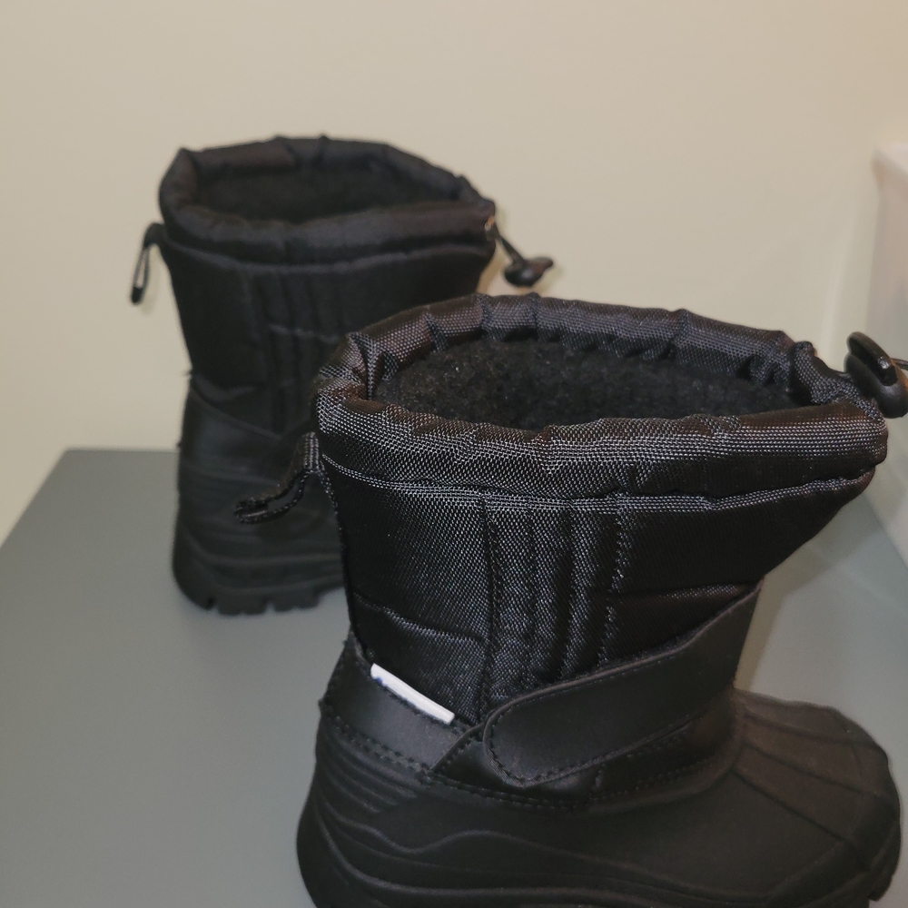 Ice Black Winter Boots - Picture 2 of 4